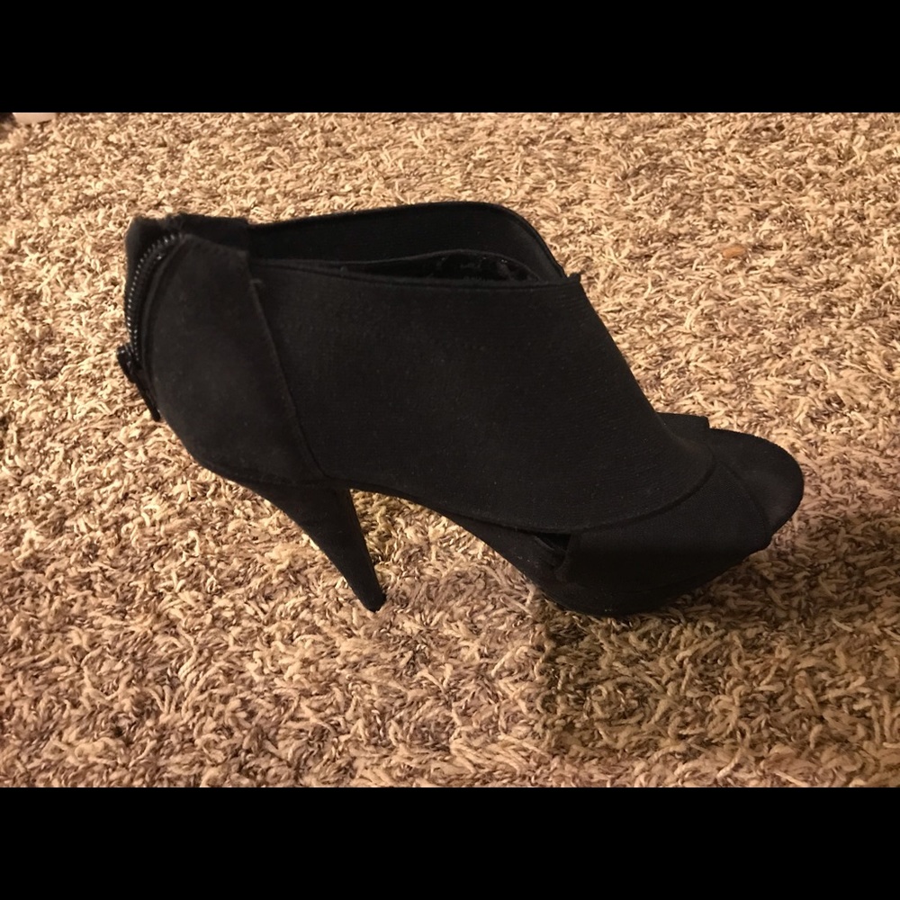 Jessica Simpson Size 8. Never worn
